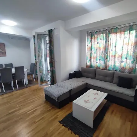 Apartment In The Heart Of Boem Street Skopje